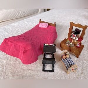 Vintage Dollhouse Bedroom Set